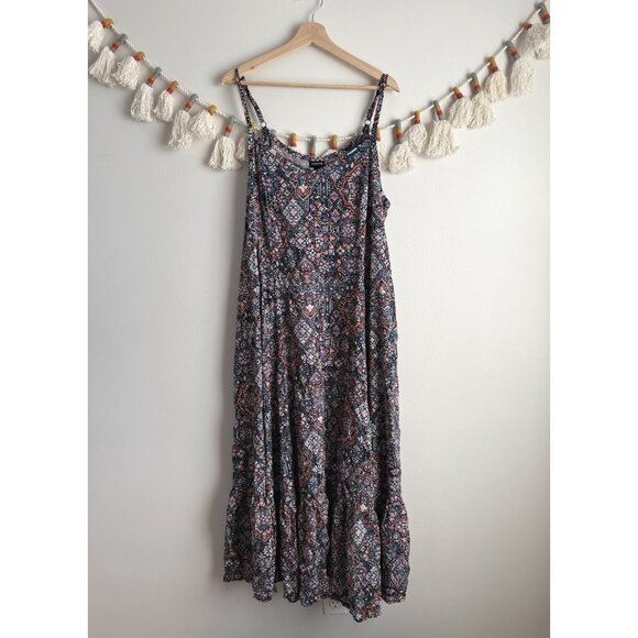 Torrid Paisley Geometric Tiered Sleeveless Flowy Maxi Dress Boho Artsy Feminine - Picture 1 of 10